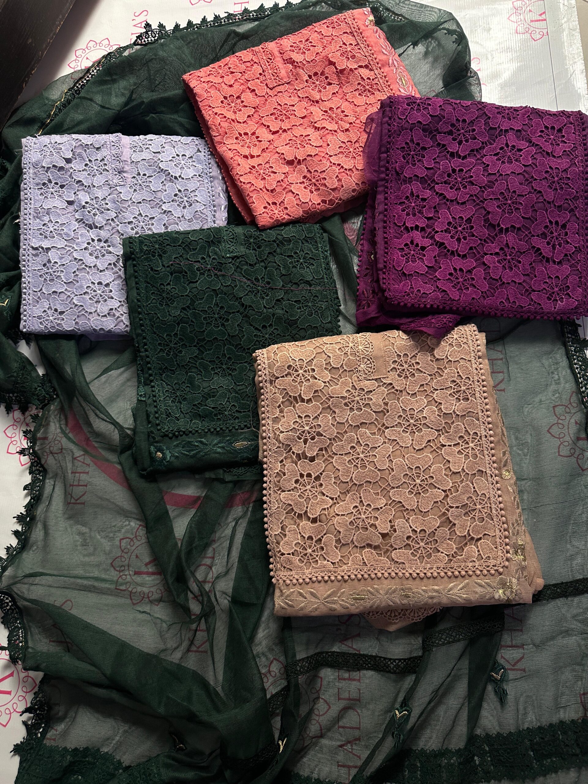 e59b7b27-53c0-42f6-9706-cec9fac0b72e Aveerah Collection 3PC - Image 1